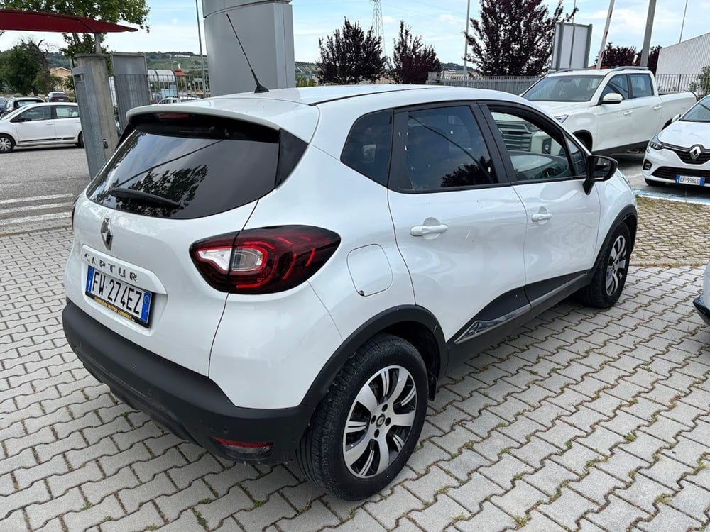 Renault Captur usata a Macerata (6)