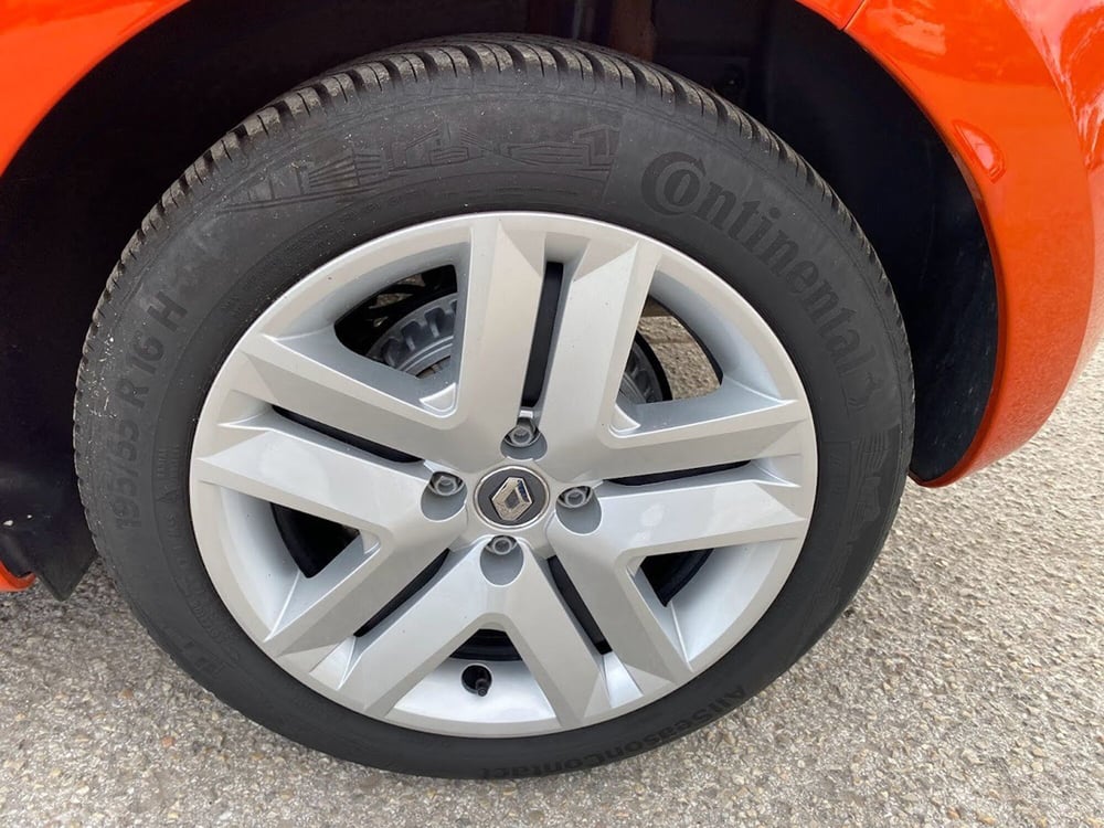 Renault Clio usata a Macerata (10)