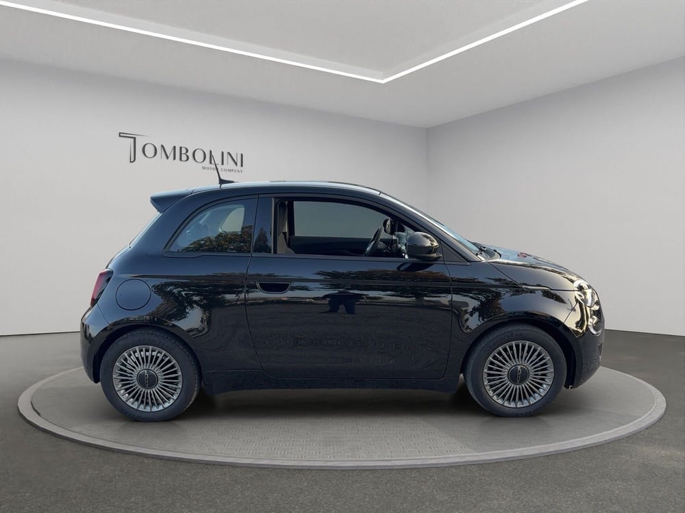 Fiat 500e Cabrio usata a Macerata (9)