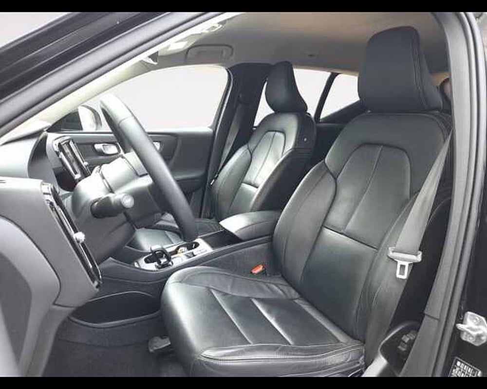 Volvo XC40 usata a Ravenna (9)