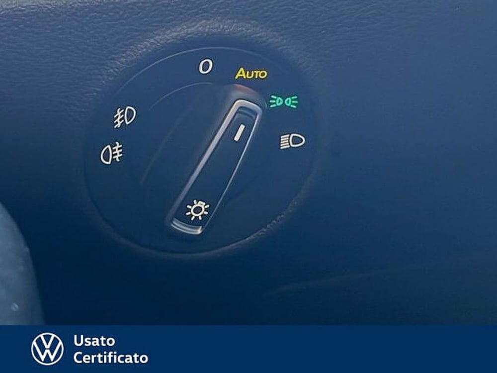 Volkswagen T-Roc usata a Vicenza (14)