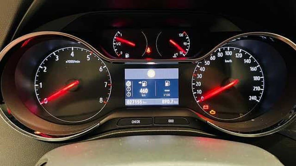 Opel Crossland usata a Milano (9)
