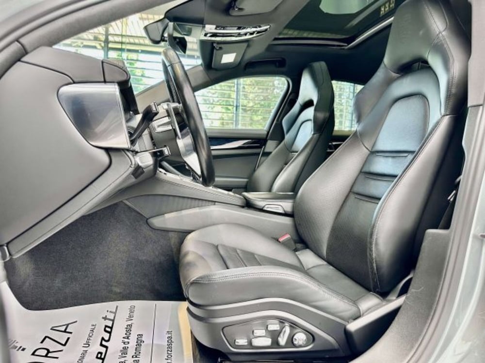 Porsche Panamera usata a Torino (10)