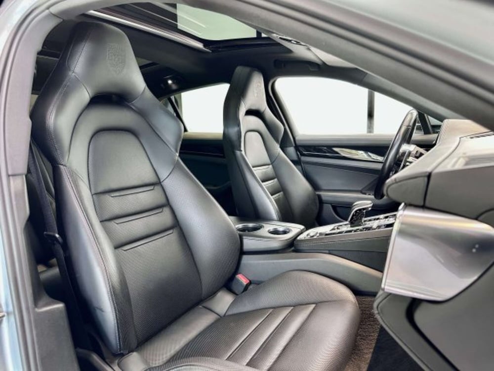 Porsche Panamera usata a Torino (13)