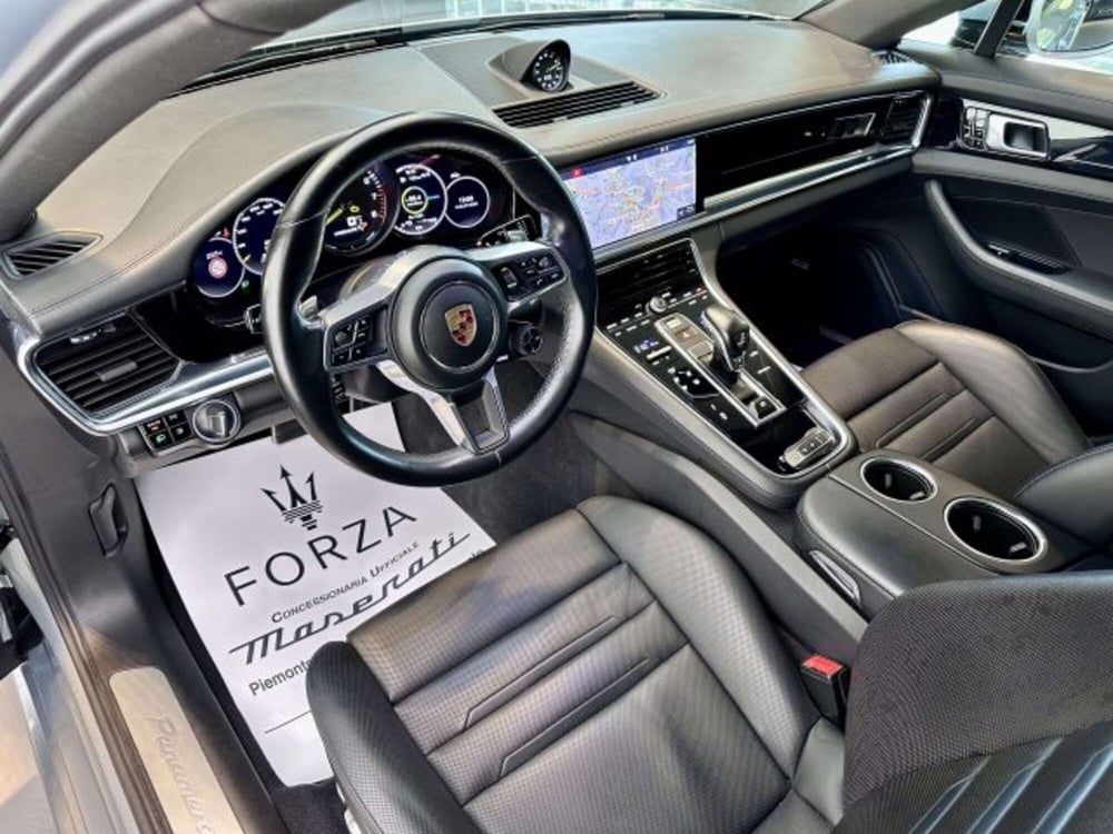 Porsche Panamera usata a Torino (9)