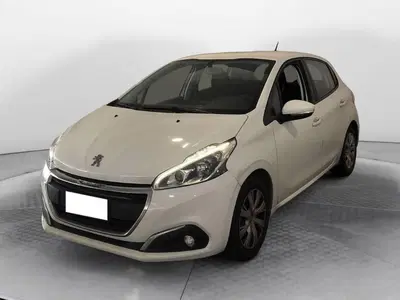 Peugeot 208 68 5 porte Access del 2017 usata a Torino