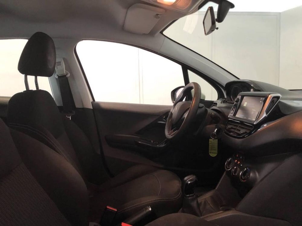 Peugeot 208 usata a Torino (7)