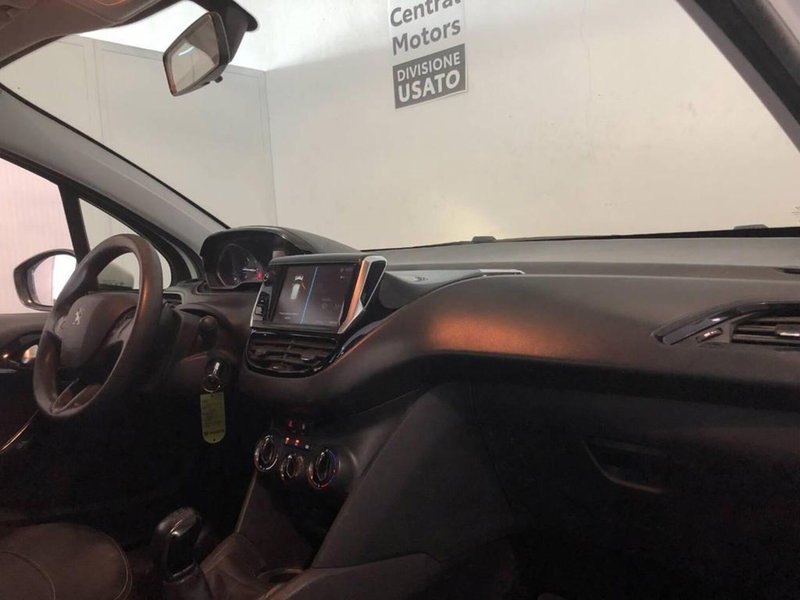 Peugeot 208 usata a Torino (9)