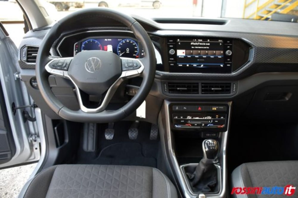Volkswagen T-Cross usata a Brescia (9)