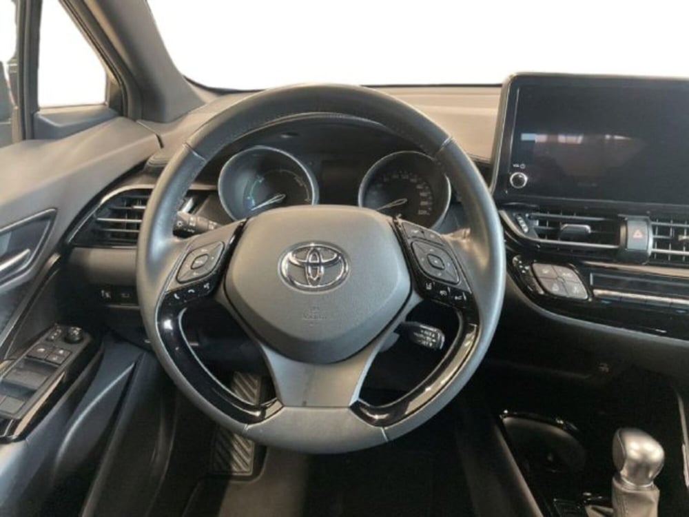 Toyota Toyota C-HR usata a Vercelli (10)