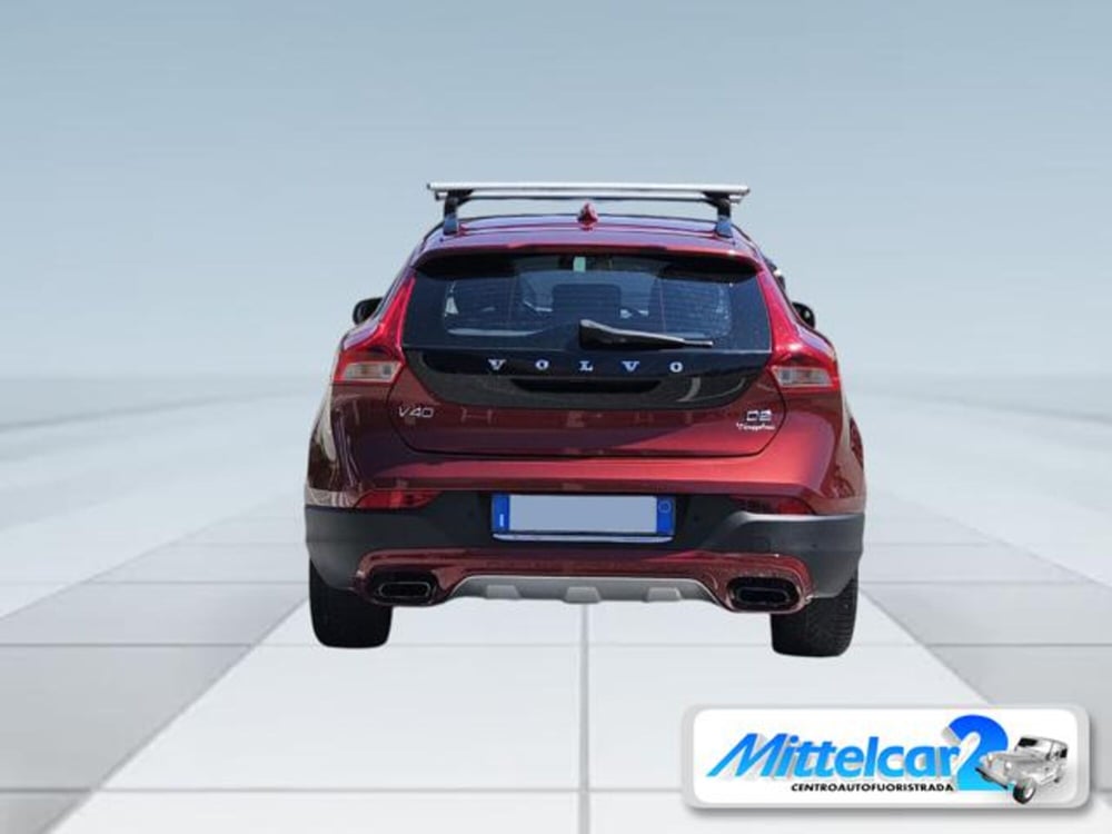 Volvo V40 Cross Country usata a Udine (2)