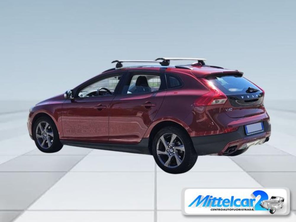 Volvo V40 Cross Country usata a Udine (4)