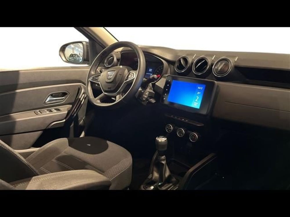 Dacia Duster usata a Firenze (12)