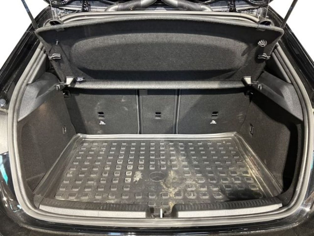 Mercedes-Benz Classe A Sedan usata a Bologna (8)
