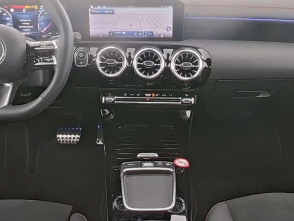Mercedes-Benz CLA usata a Milano (6)