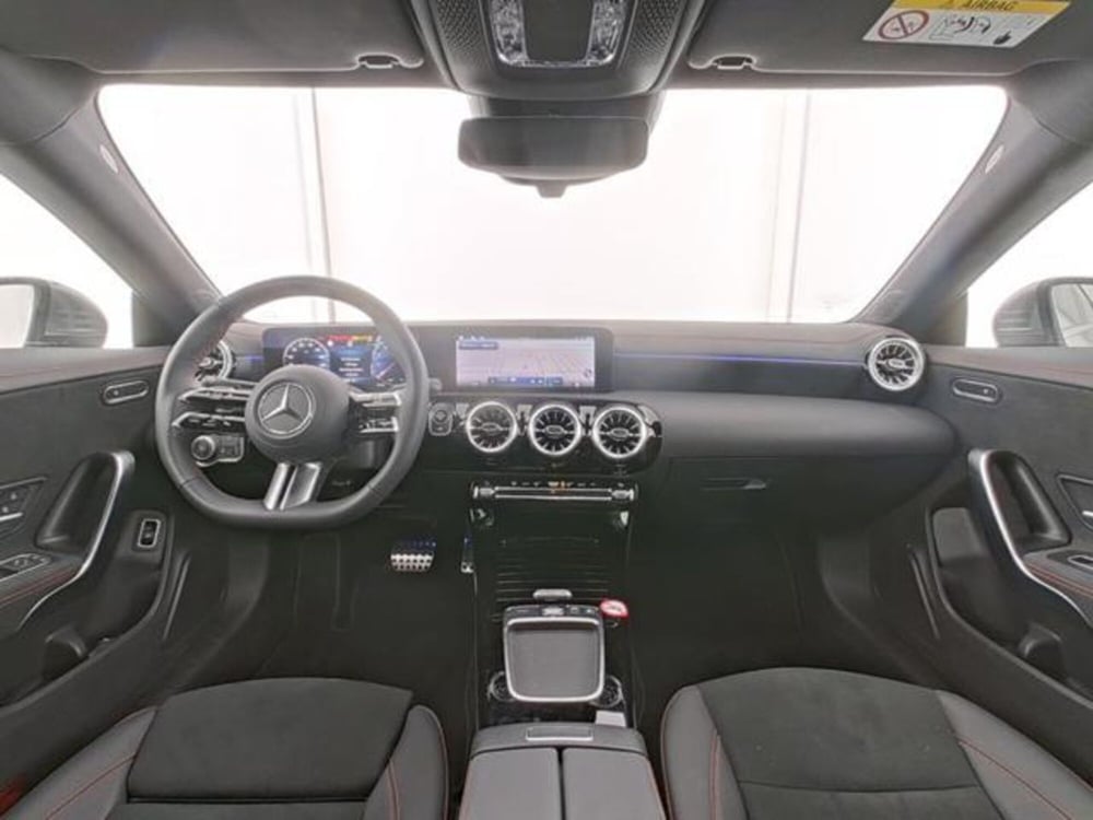 Mercedes-Benz CLA usata a Milano (8)