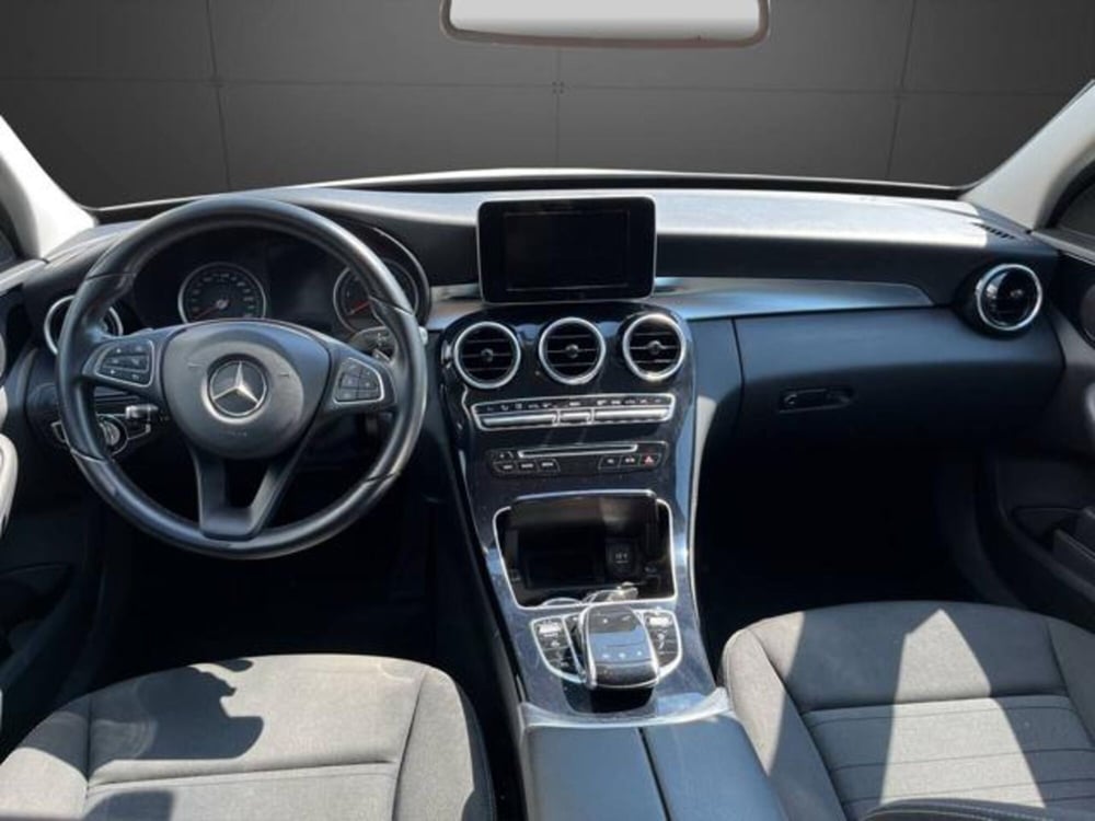 Mercedes-Benz Classe C Station Wagon usata a Milano (12)