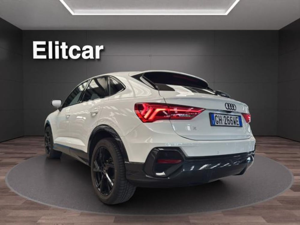 Audi Q3 Sportback usata a Milano (5)