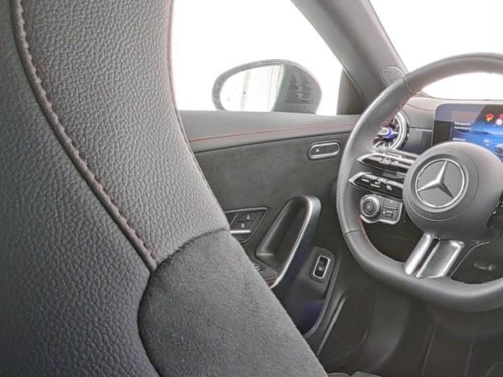 Mercedes-Benz CLA usata a Milano (7)