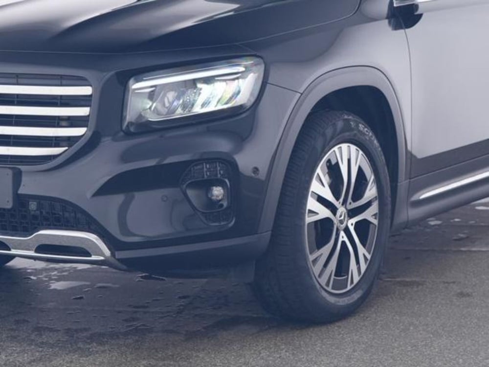 Mercedes-Benz GLB usata a Milano (5)