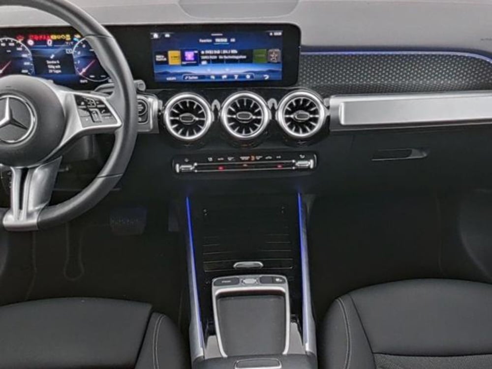 Mercedes-Benz GLB usata a Milano (8)