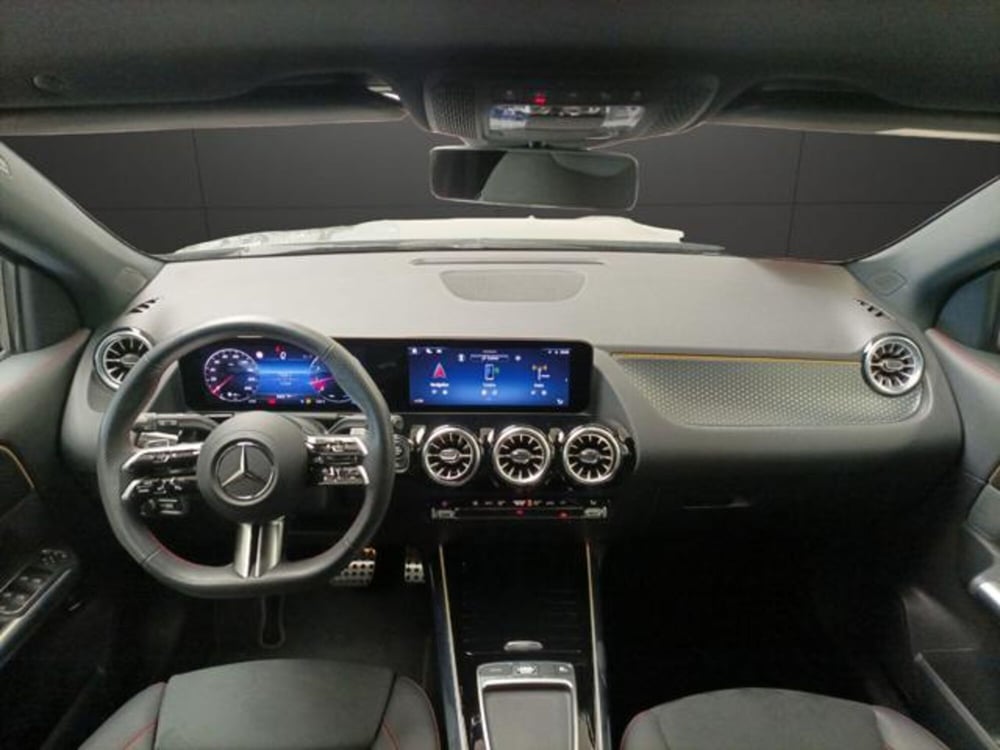 Mercedes-Benz GLA SUV usata a Milano (12)