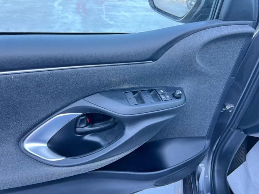 Toyota Yaris usata a Roma (14)