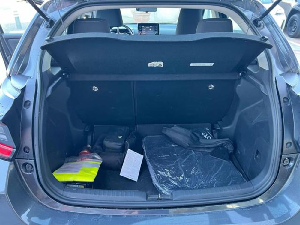 Toyota Yaris usata a Roma (5)