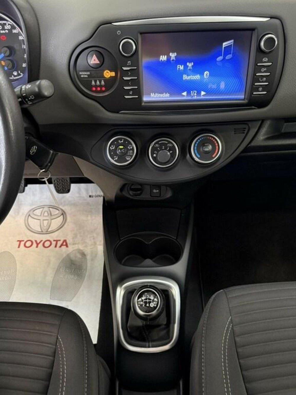 Toyota Yaris usata a Monza e Brianza (13)