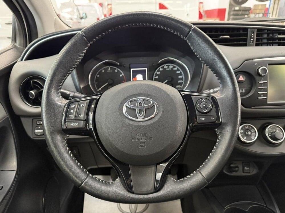 Toyota Yaris usata a Monza e Brianza (8)