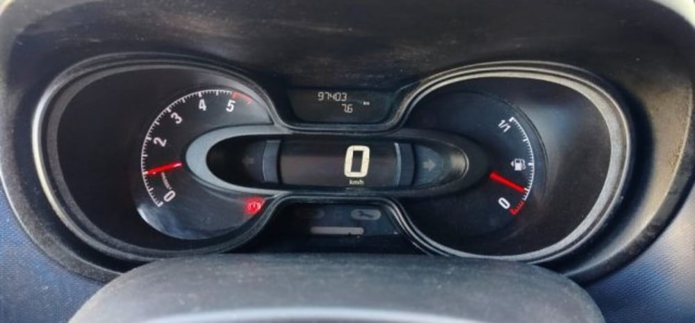 Opel Vivaro Furgone usata a Oristano (8)