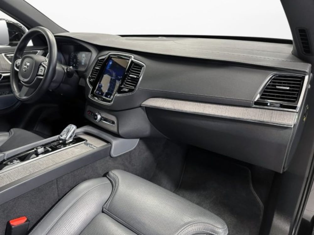 Volvo XC90 usata a Modena (10)