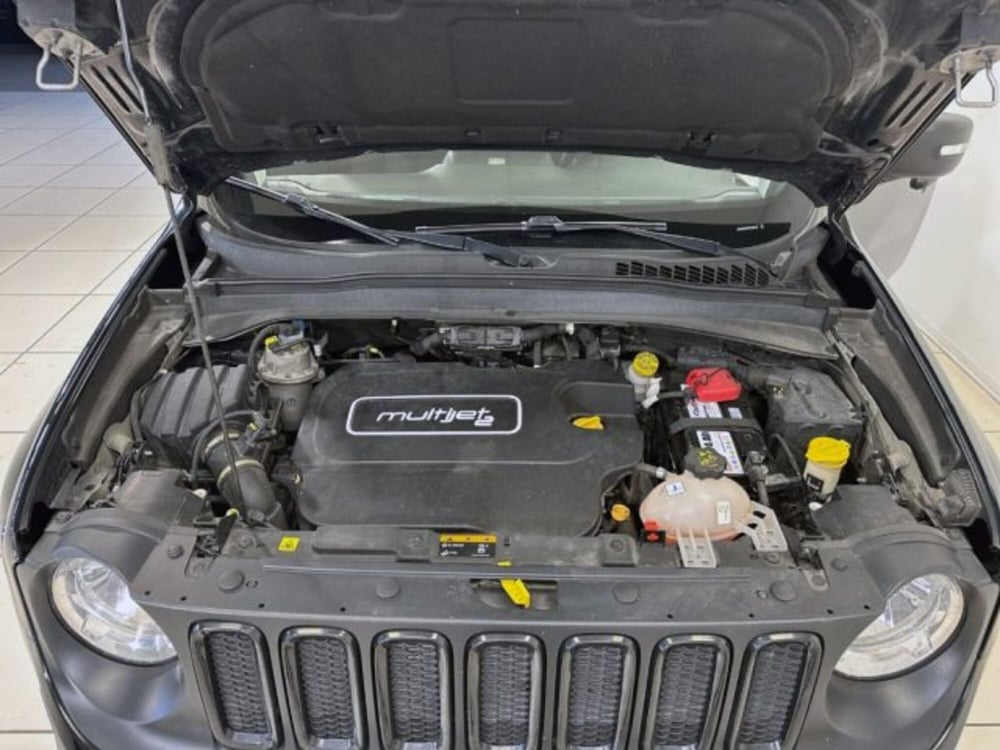 Jeep Renegade usata a Modena (15)
