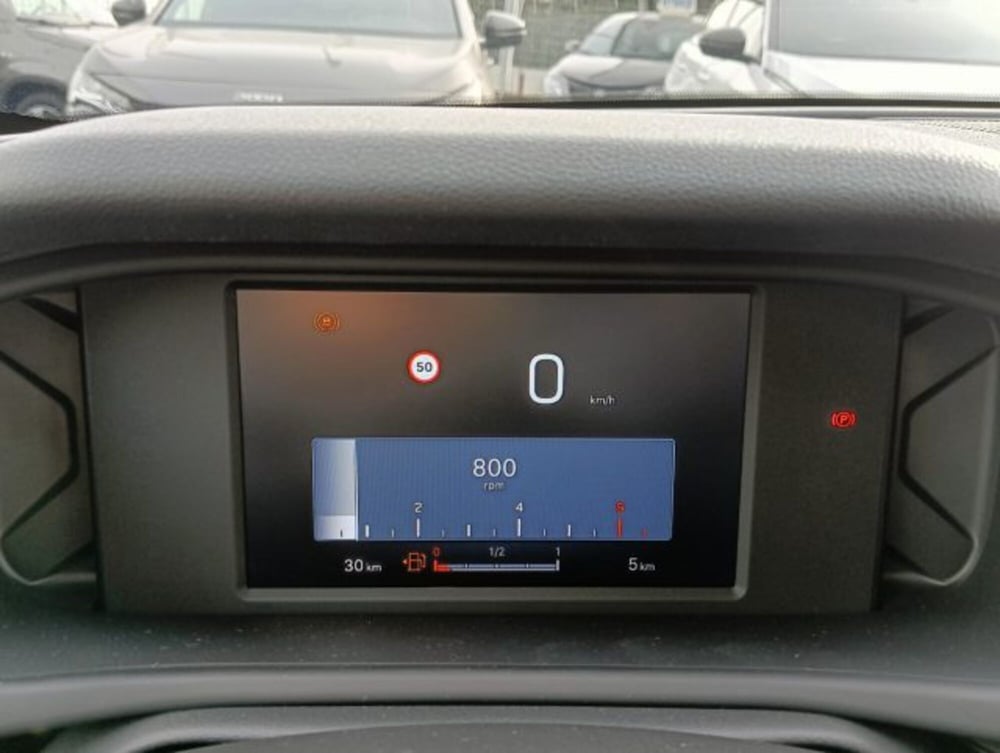 Jeep Avenger nuova a Brescia (8)
