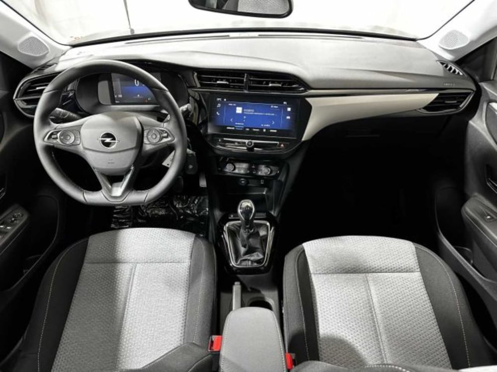 Opel Corsa nuova a Sondrio (12)