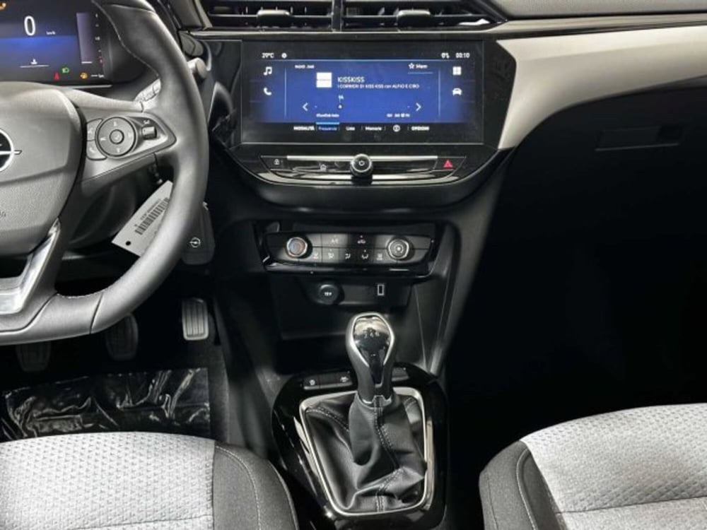 Opel Corsa nuova a Sondrio (13)