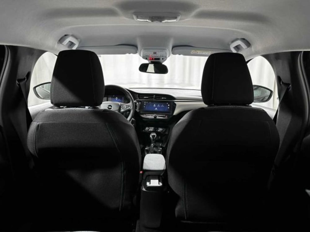 Opel Corsa nuova a Sondrio (16)