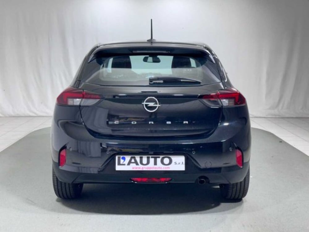 Opel Corsa nuova a Sondrio (4)