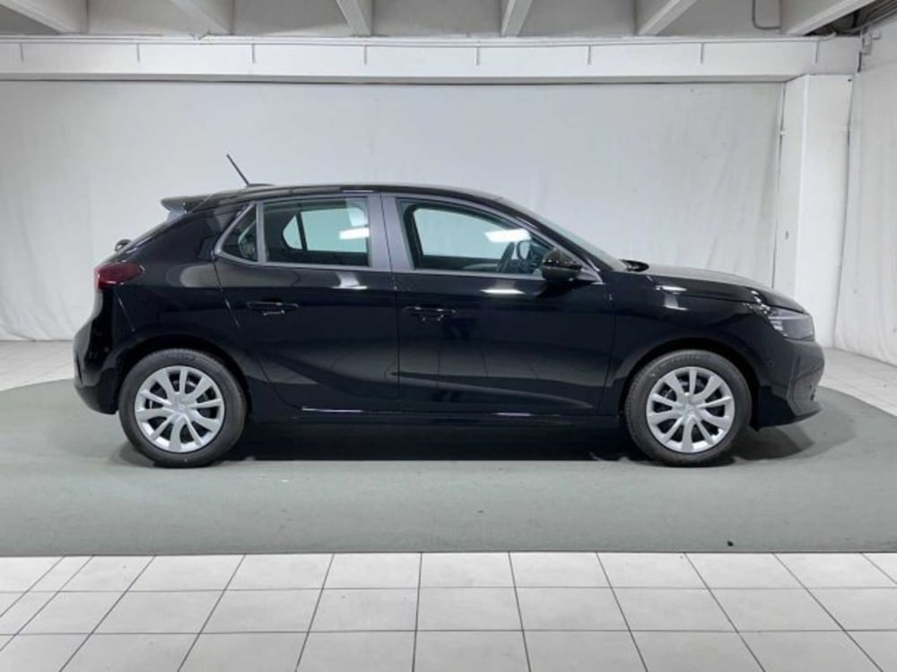 Opel Corsa nuova a Sondrio (6)