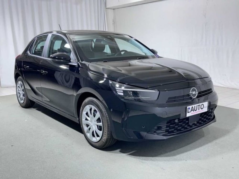 Opel Corsa nuova a Sondrio (7)
