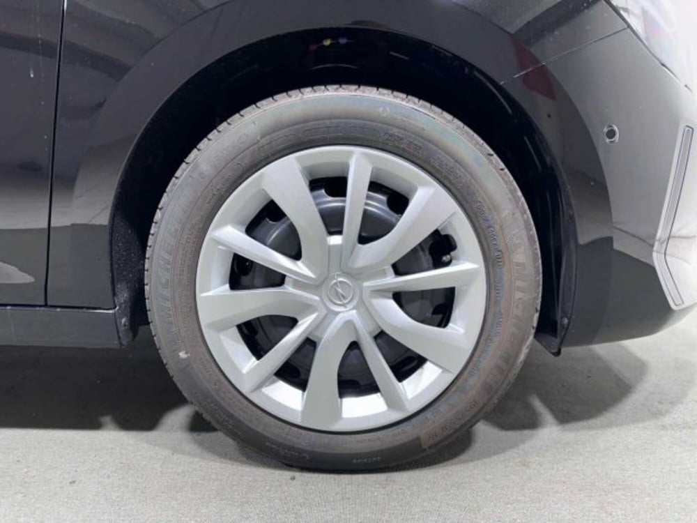 Opel Corsa nuova a Sondrio (9)