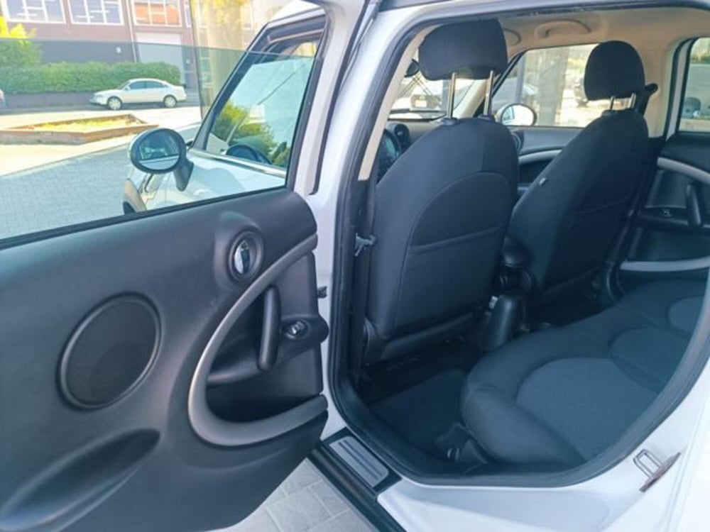 MINI Mini Countryman usata a Pisa (6)