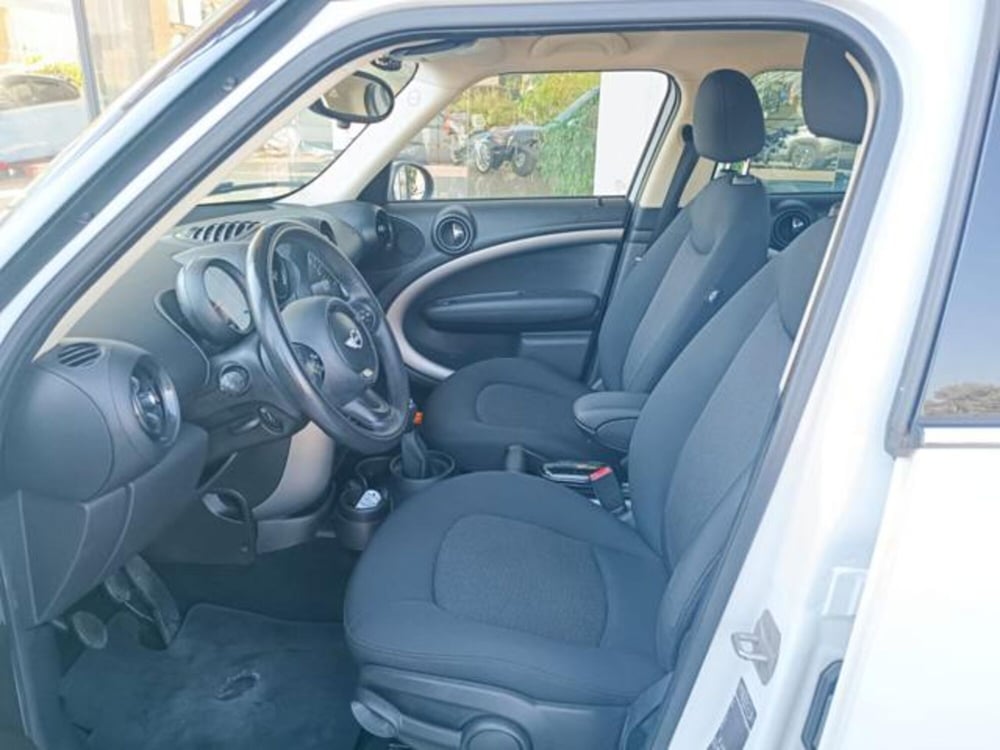 MINI Mini Countryman usata a Pisa (8)