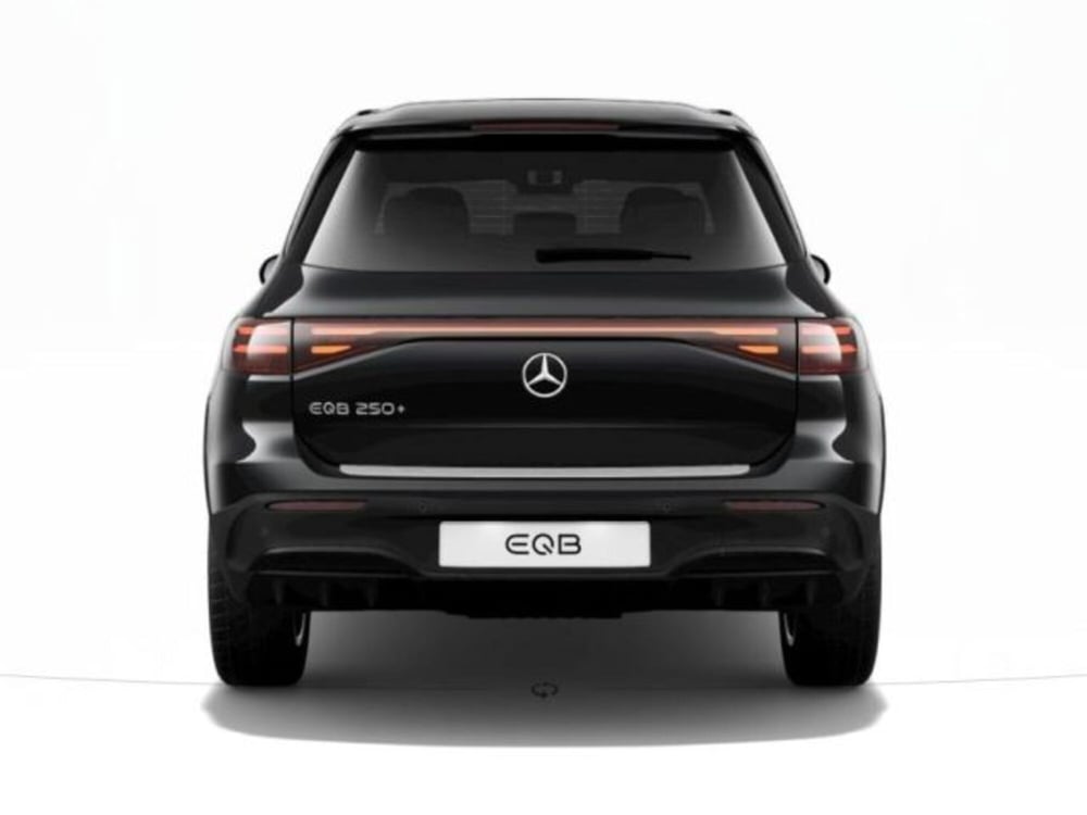 Mercedes-Benz EQB nuova a Verona (4)