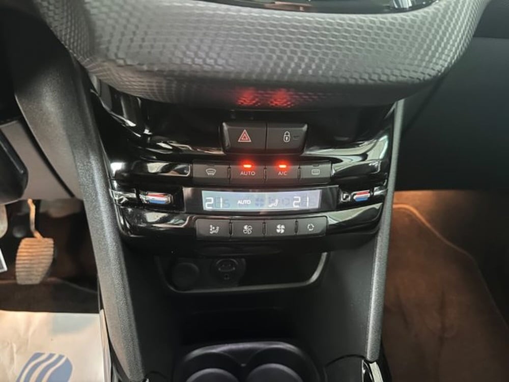 Peugeot 2008 usata a Reggio Emilia (10)
