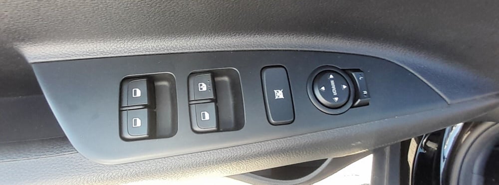 Kia Stonic usata a Cosenza (8)