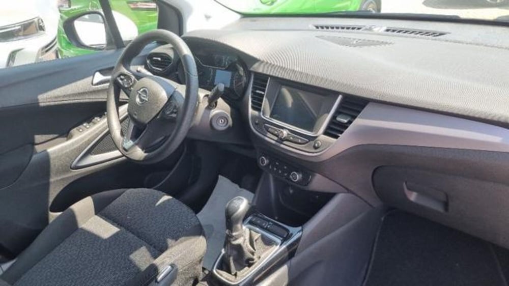 Opel Crossland X usata a Savona (12)