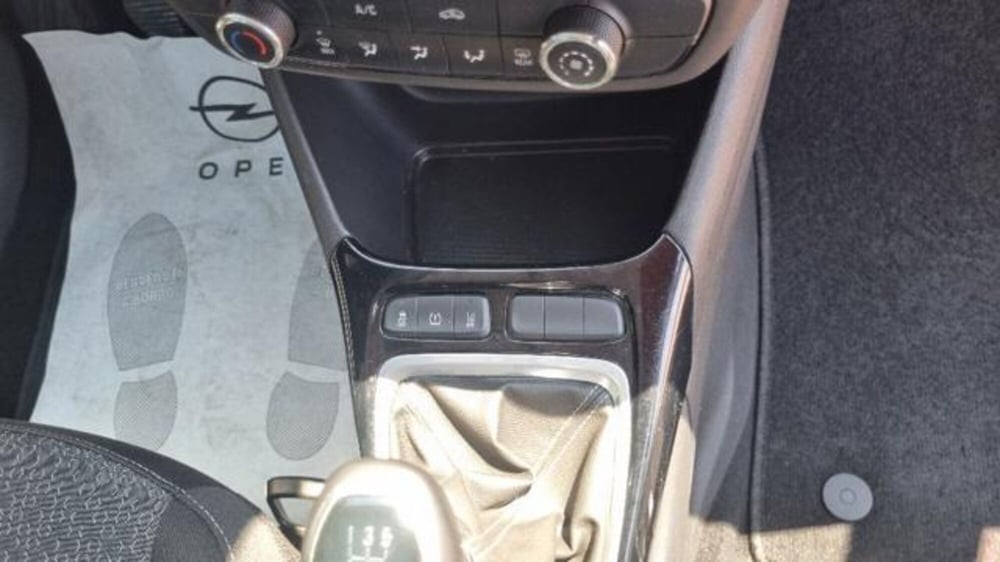 Opel Crossland X usata a Savona (13)