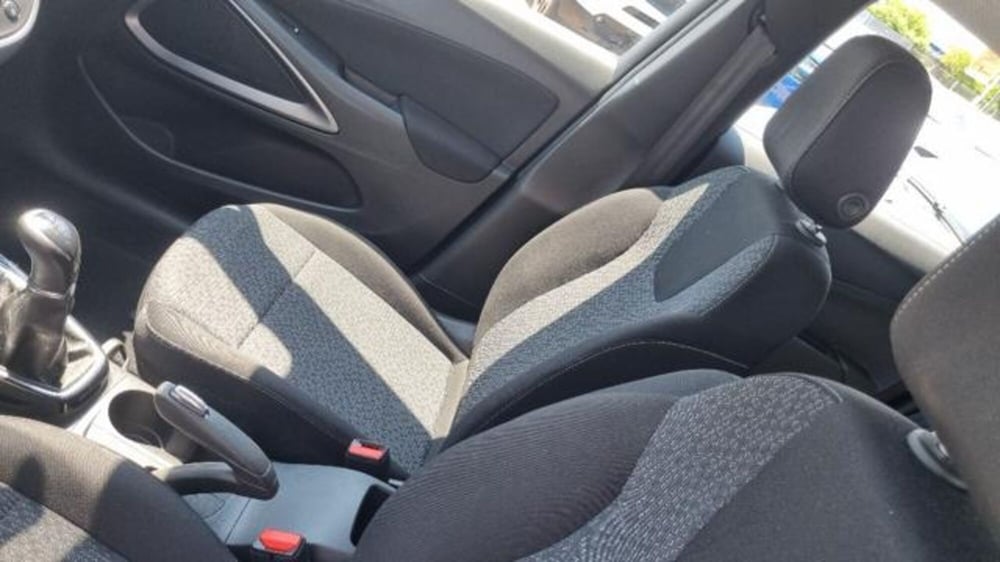 Opel Crossland X usata a Savona (6)