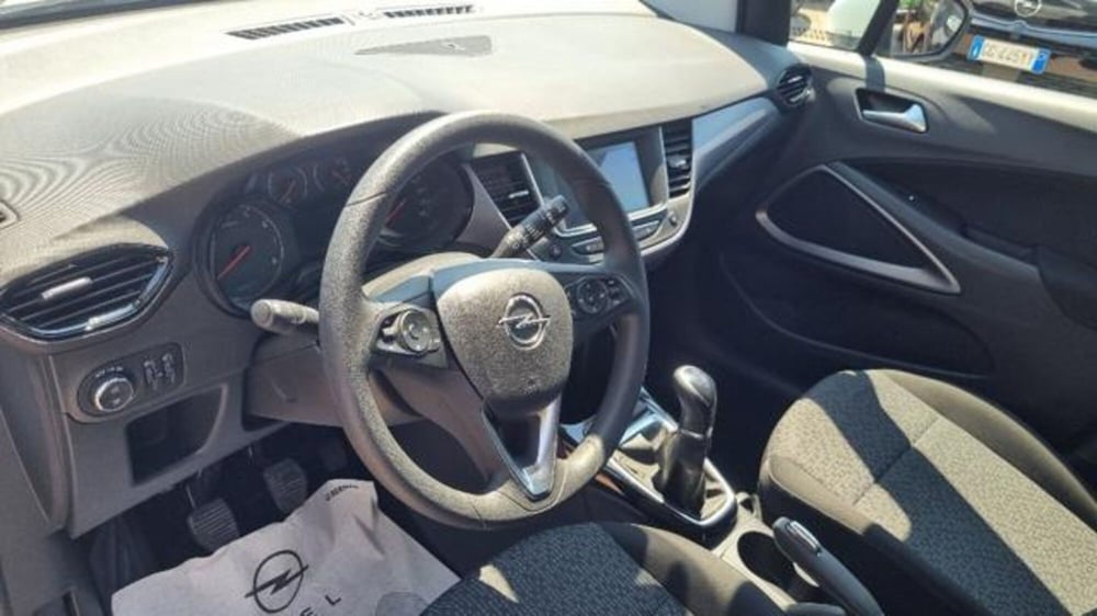 Opel Crossland X usata a Savona (8)